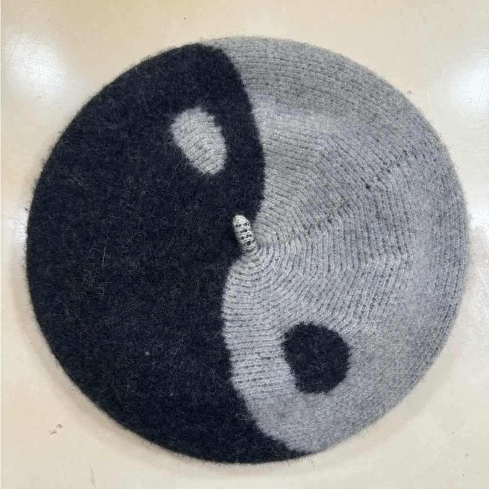 Yin Yang Beret Hat